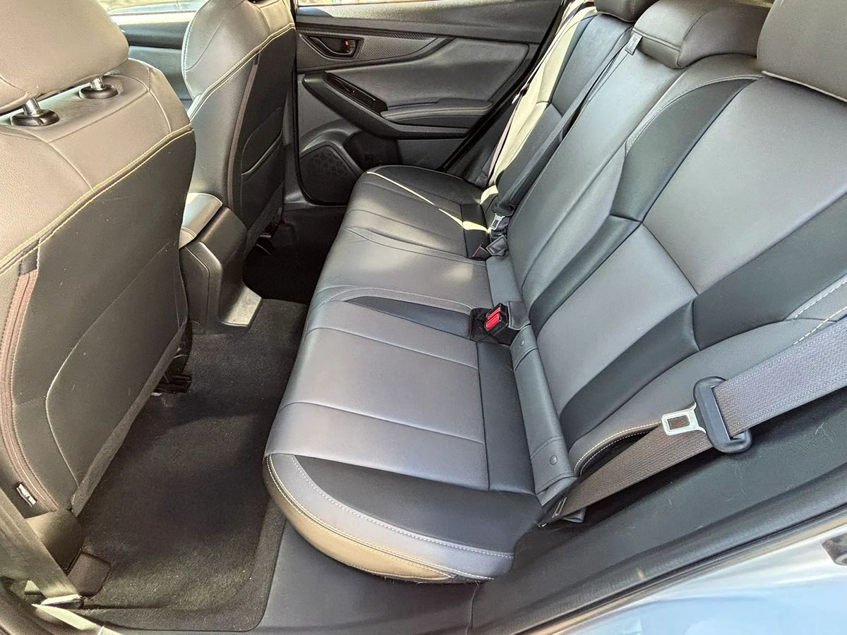 Photo 49 of this Subaru Crosstrek