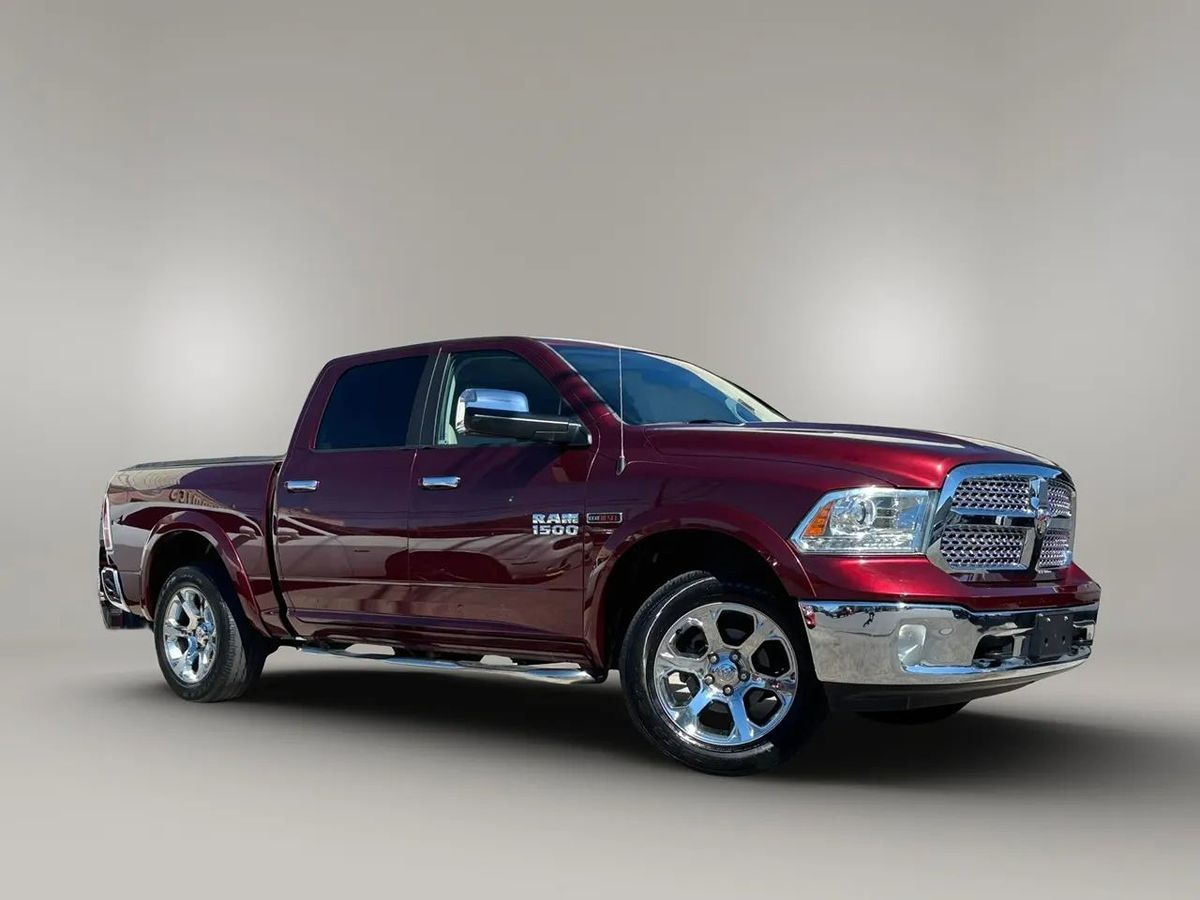 Photo 4 of this Ram 1500