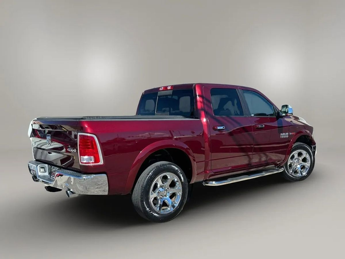 Photo 17 of this Ram 1500