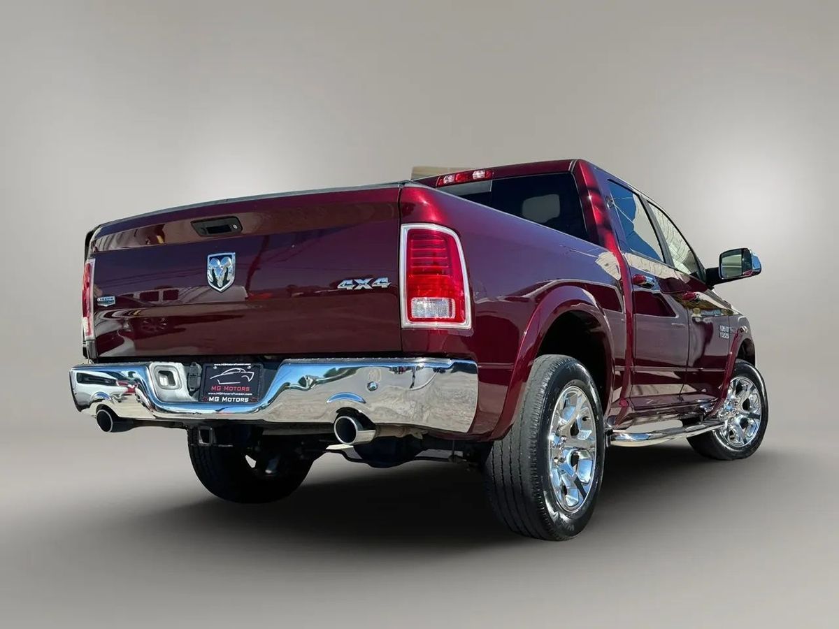Photo 16 of this Ram 1500
