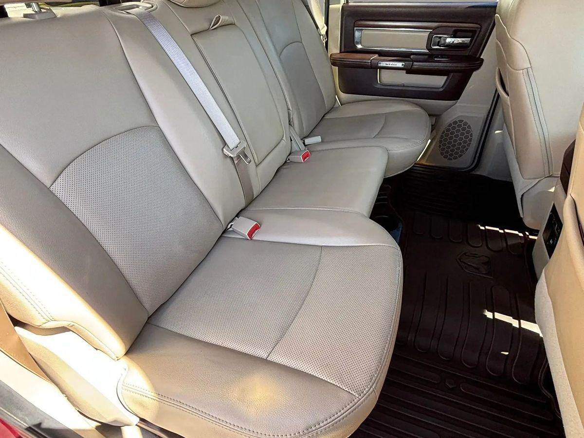 Photo 43 of this Ram 1500