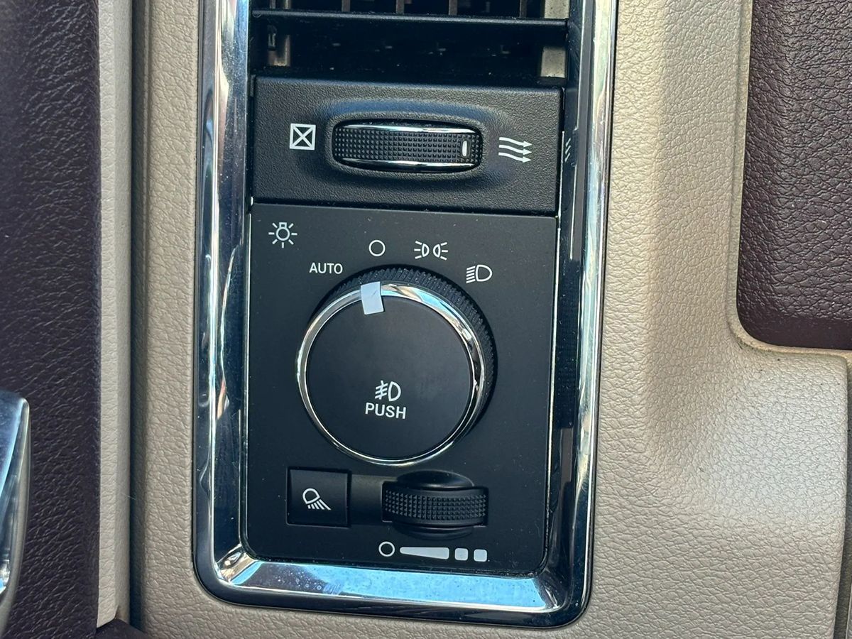 Photo 49 of this Ram 1500