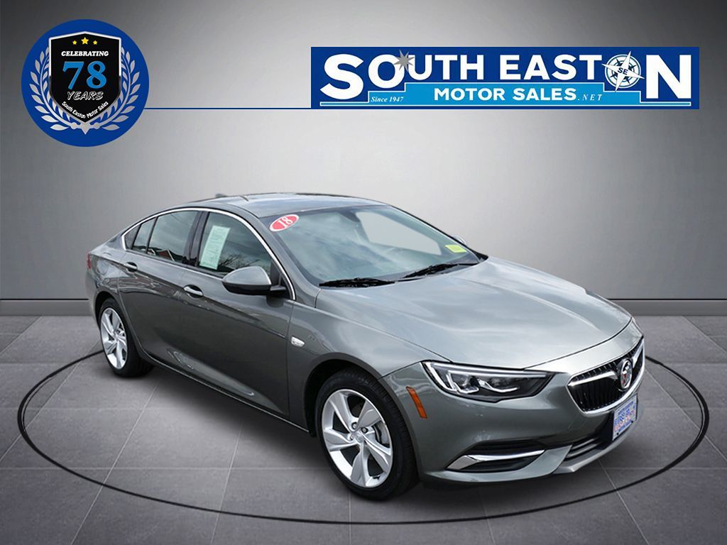 2018 Buick Regal Sportback Preferred photo 2
