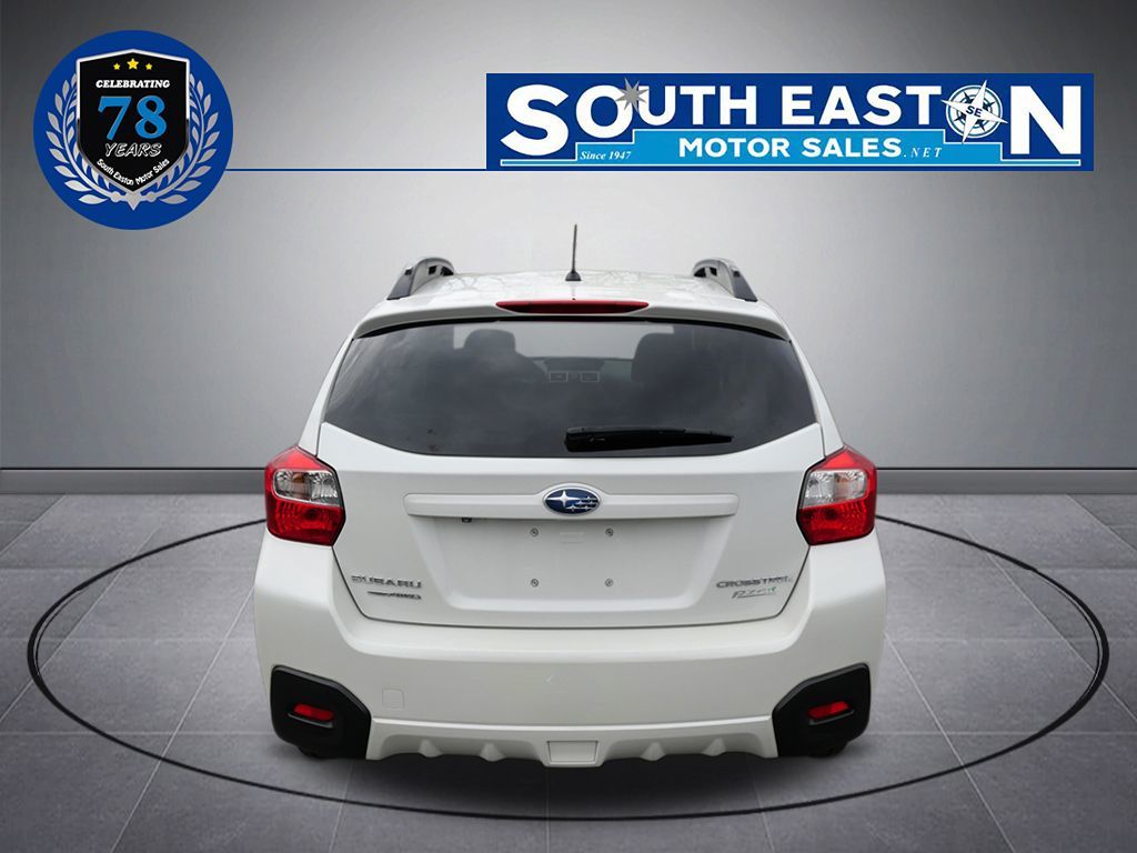 2017 Subaru Crosstrek 2.0i Premium photo 4