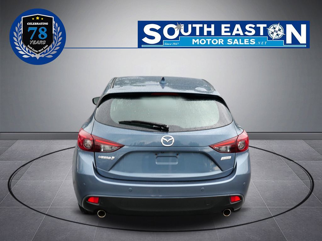 2016 Mazda Mazda3 Touring photo 4