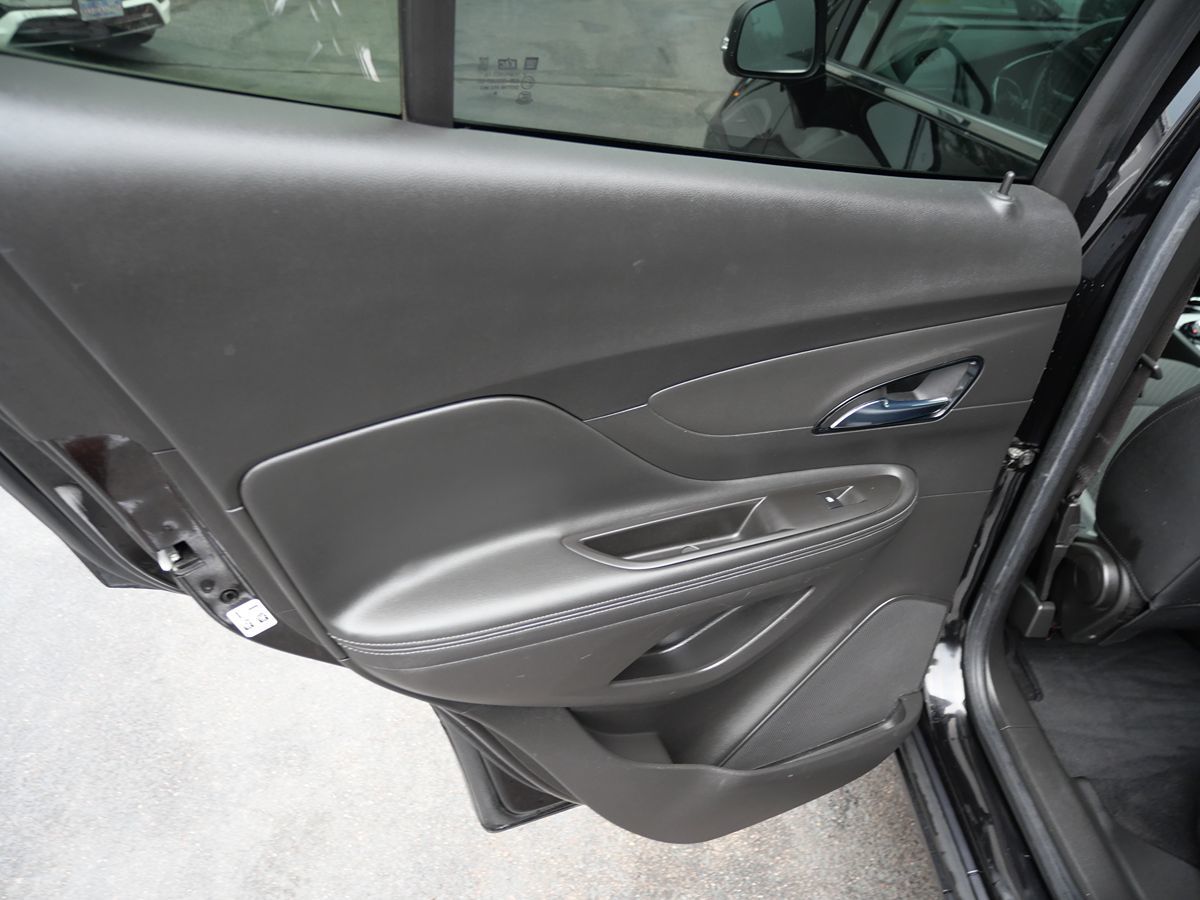 2017 Buick Encore Preferred photo 17