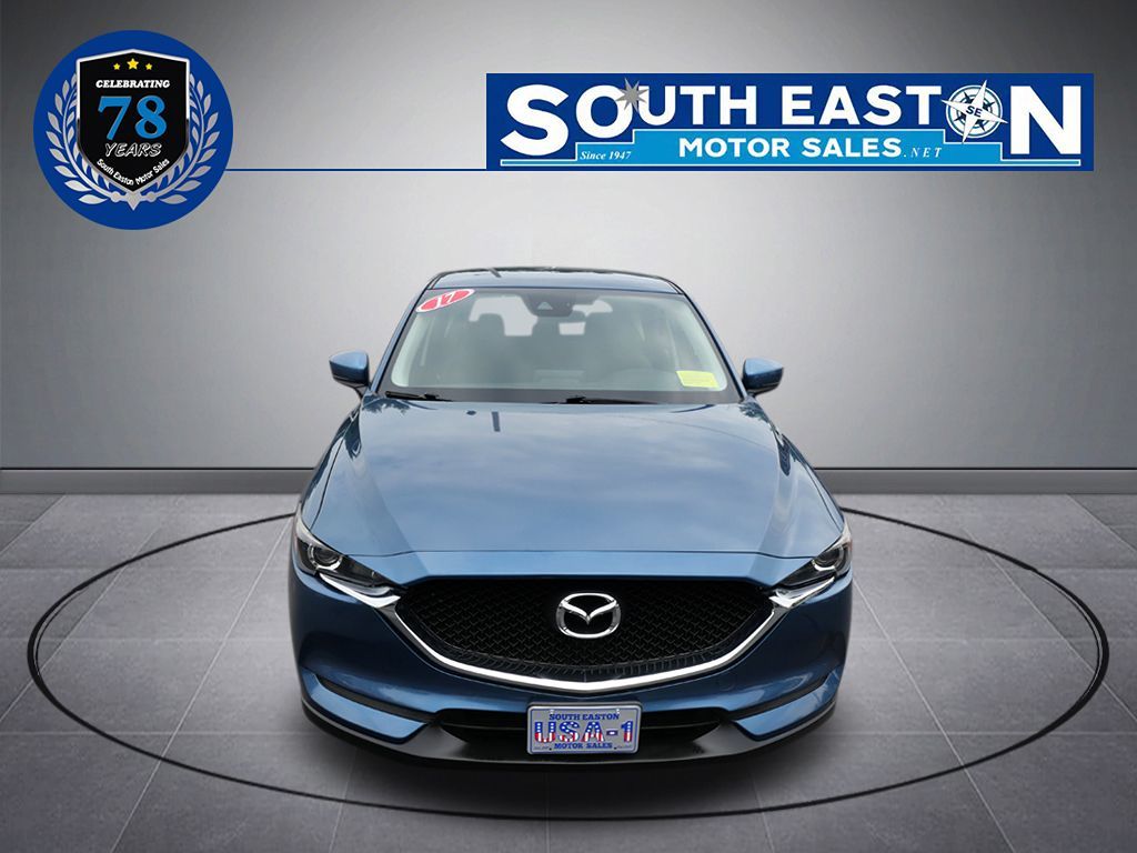 2017 Mazda CX-5 Sport photo 3