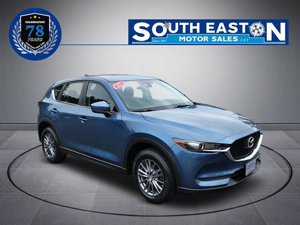 2017 Mazda CX-5 Sport photo 2