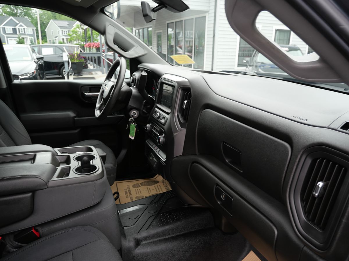 2019 Chevrolet Silverado 1500 Custom photo 28