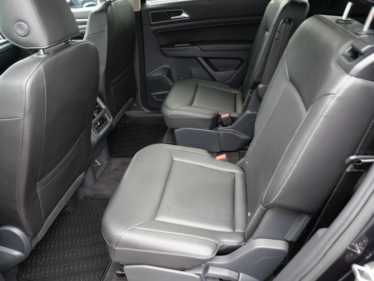 2018 Volkswagen Atlas V6 SE Technology R-Line photo 20