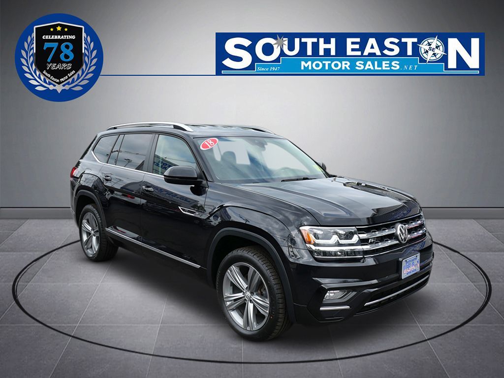 2018 Volkswagen Atlas V6 SE Technology R-Line photo 2