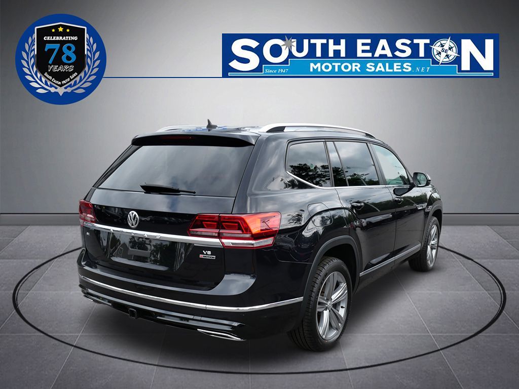 2018 Volkswagen Atlas V6 SE Technology R-Line photo 6