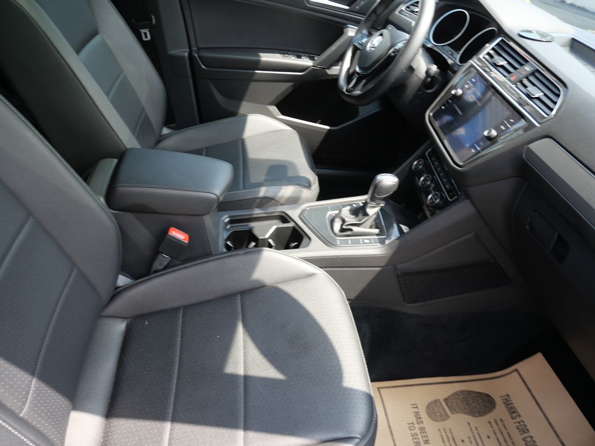 2019 Volkswagen Tiguan SE photo 26