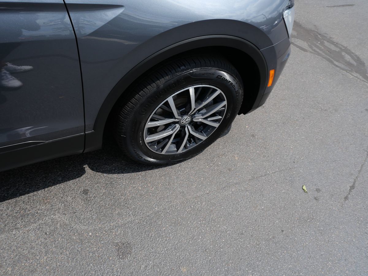 2019 Volkswagen Tiguan SE photo 32