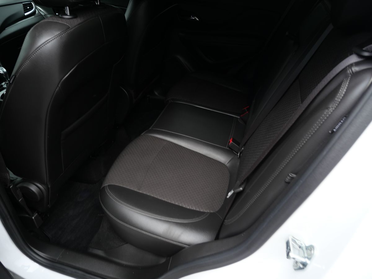 2018 Buick Encore Preferred photo 19