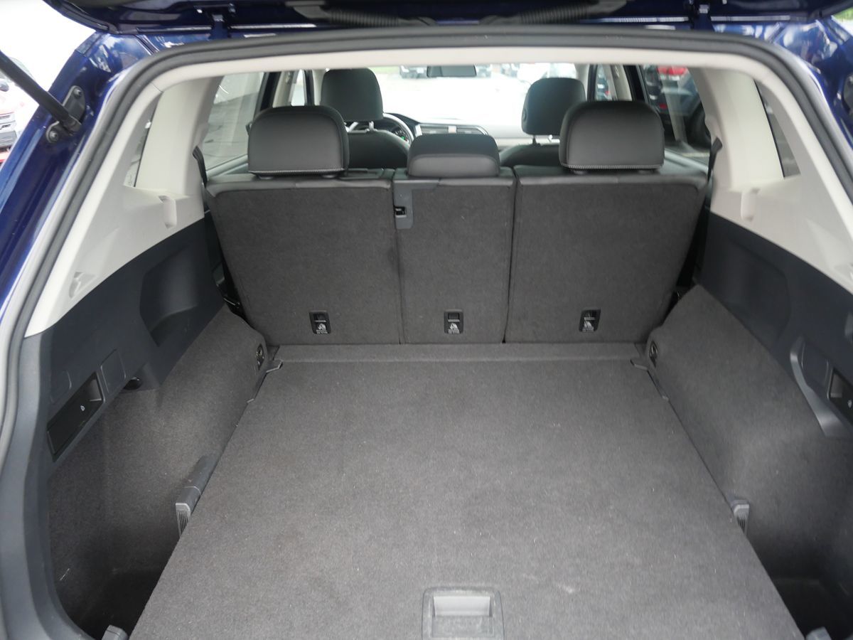2021 Volkswagen Tiguan SE photo 18