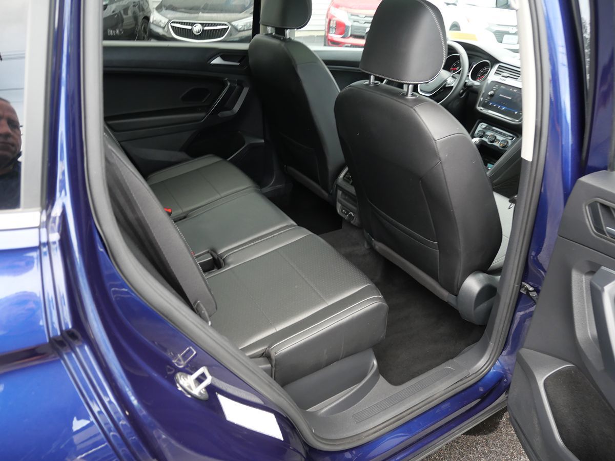 2021 Volkswagen Tiguan SE photo 19