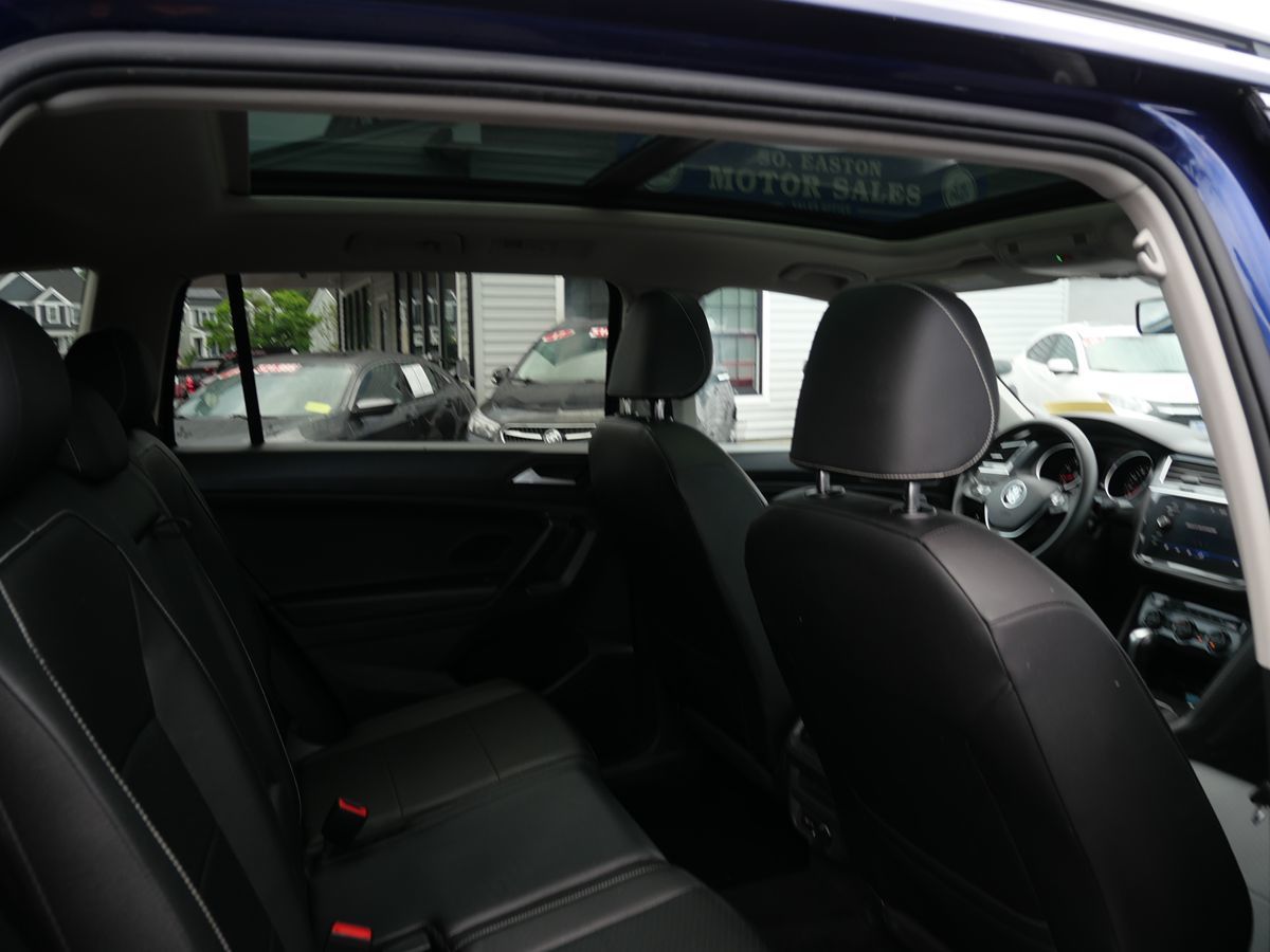 2021 Volkswagen Tiguan SE photo 21