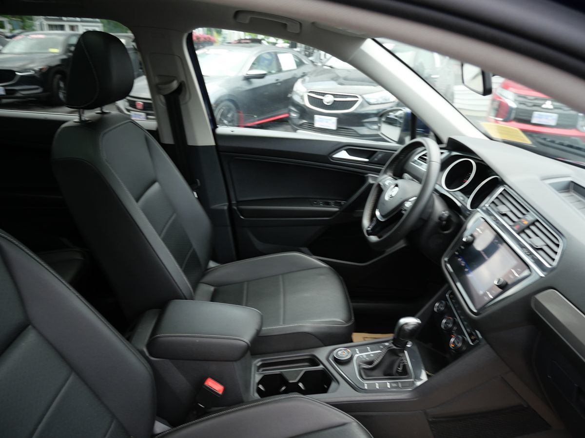 2021 Volkswagen Tiguan SE photo 24