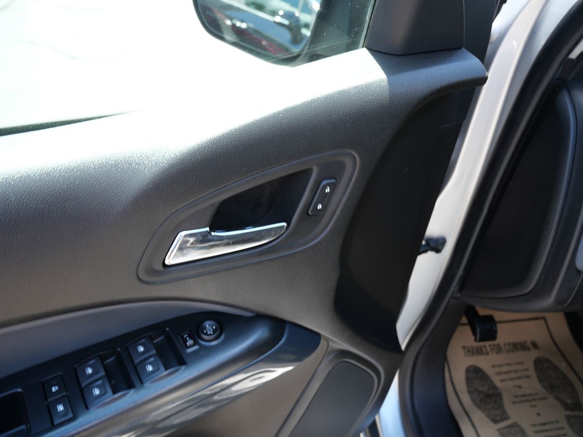 2015 Chevrolet Colorado Z71 photo 16