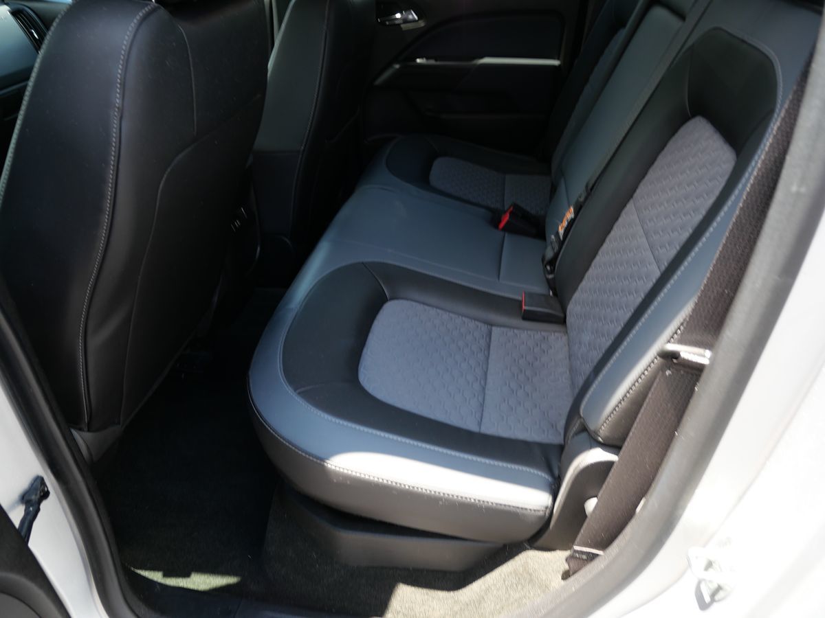2015 Chevrolet Colorado Z71 photo 20