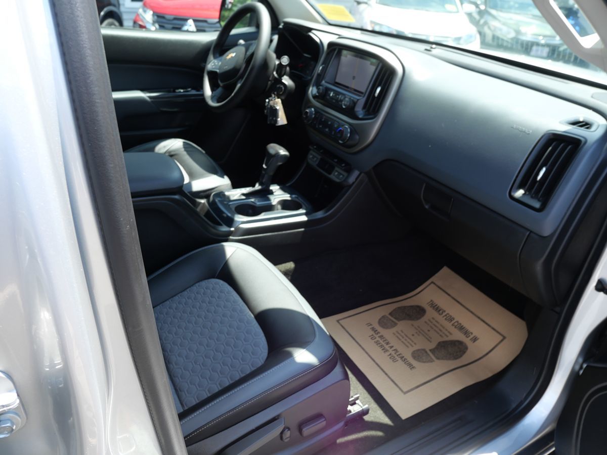 2015 Chevrolet Colorado Z71 photo 26