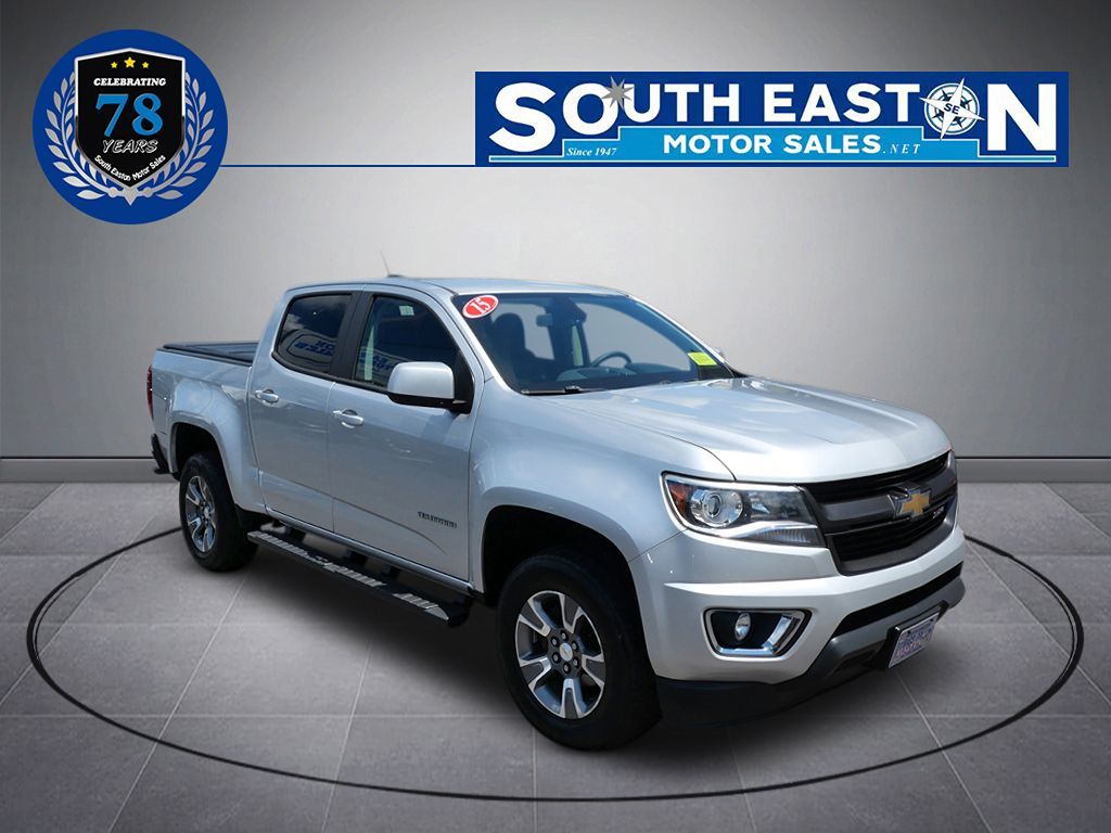2015 Chevrolet Colorado Z71 photo 2