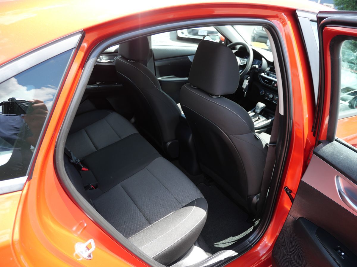 2022 Kia Forte LXS photo 21