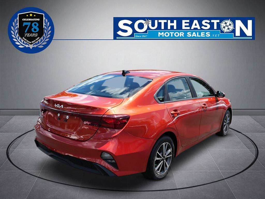 2022 Kia Forte LXS photo 6