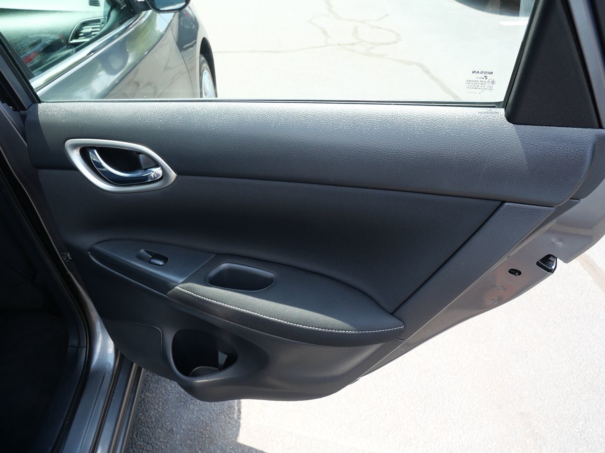 2015 Nissan Sentra SV photo 27