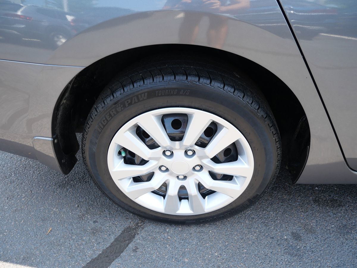 2015 Nissan Sentra SV photo 33