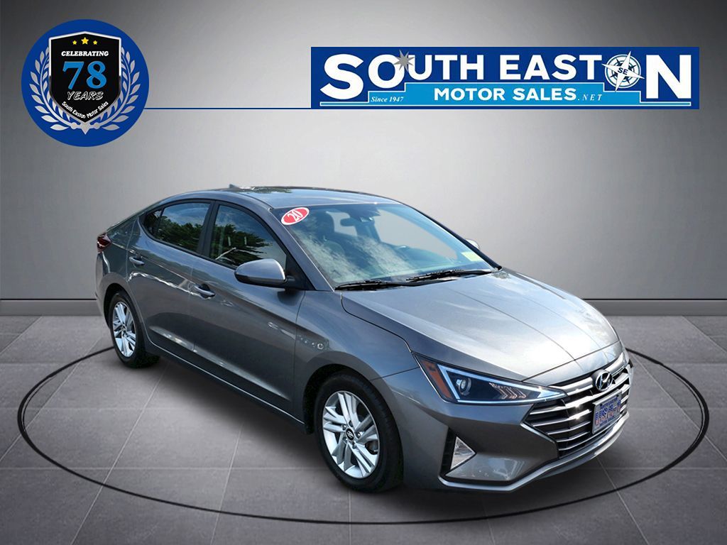 2020 Hyundai Elantra SEL photo 2