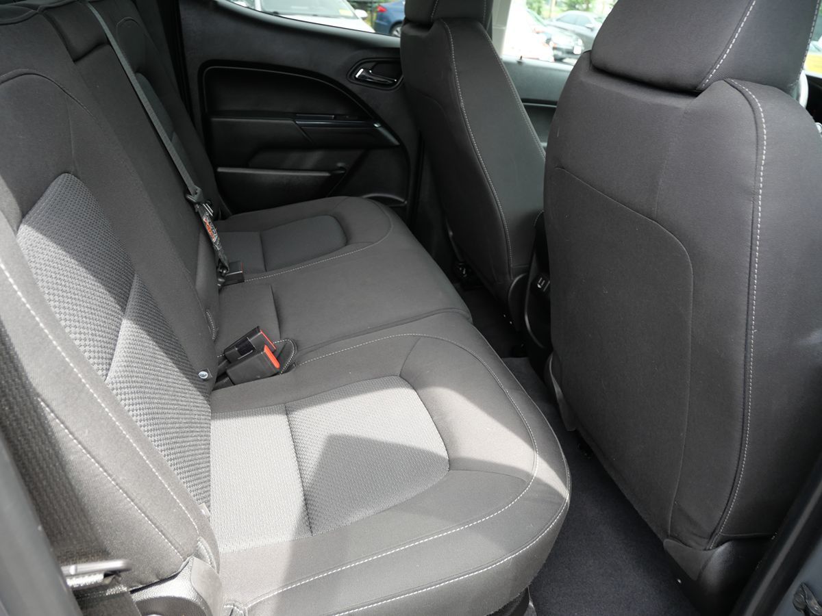 2019 Chevrolet Colorado LT photo 23