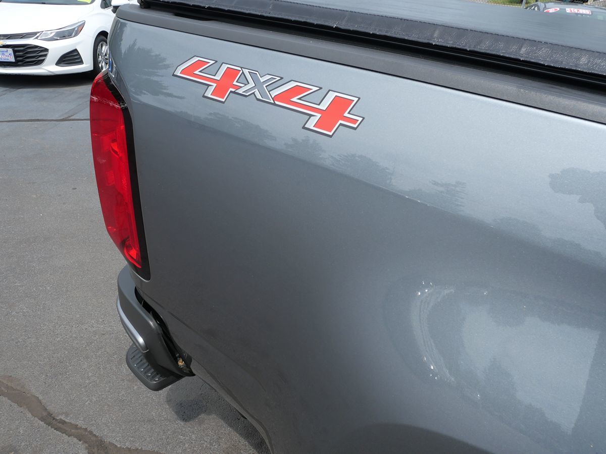 2019 Chevrolet Colorado LT photo 32