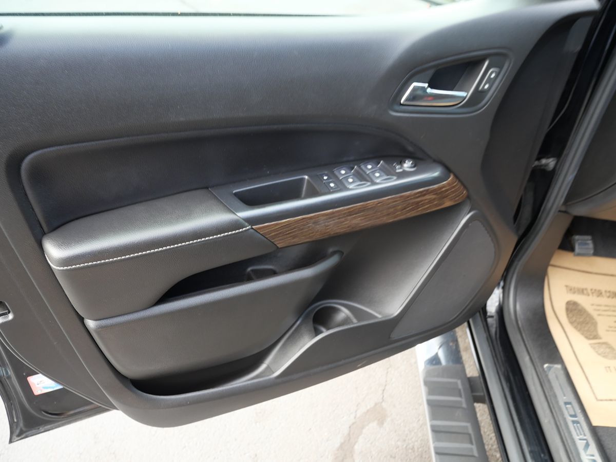 2019 Gmc Canyon Denali photo 16