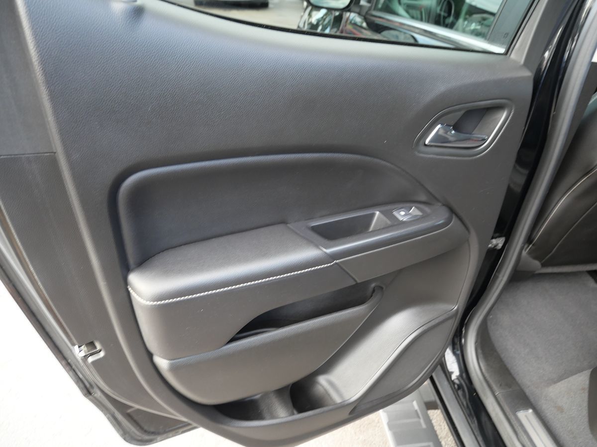 2019 Gmc Canyon Denali photo 17