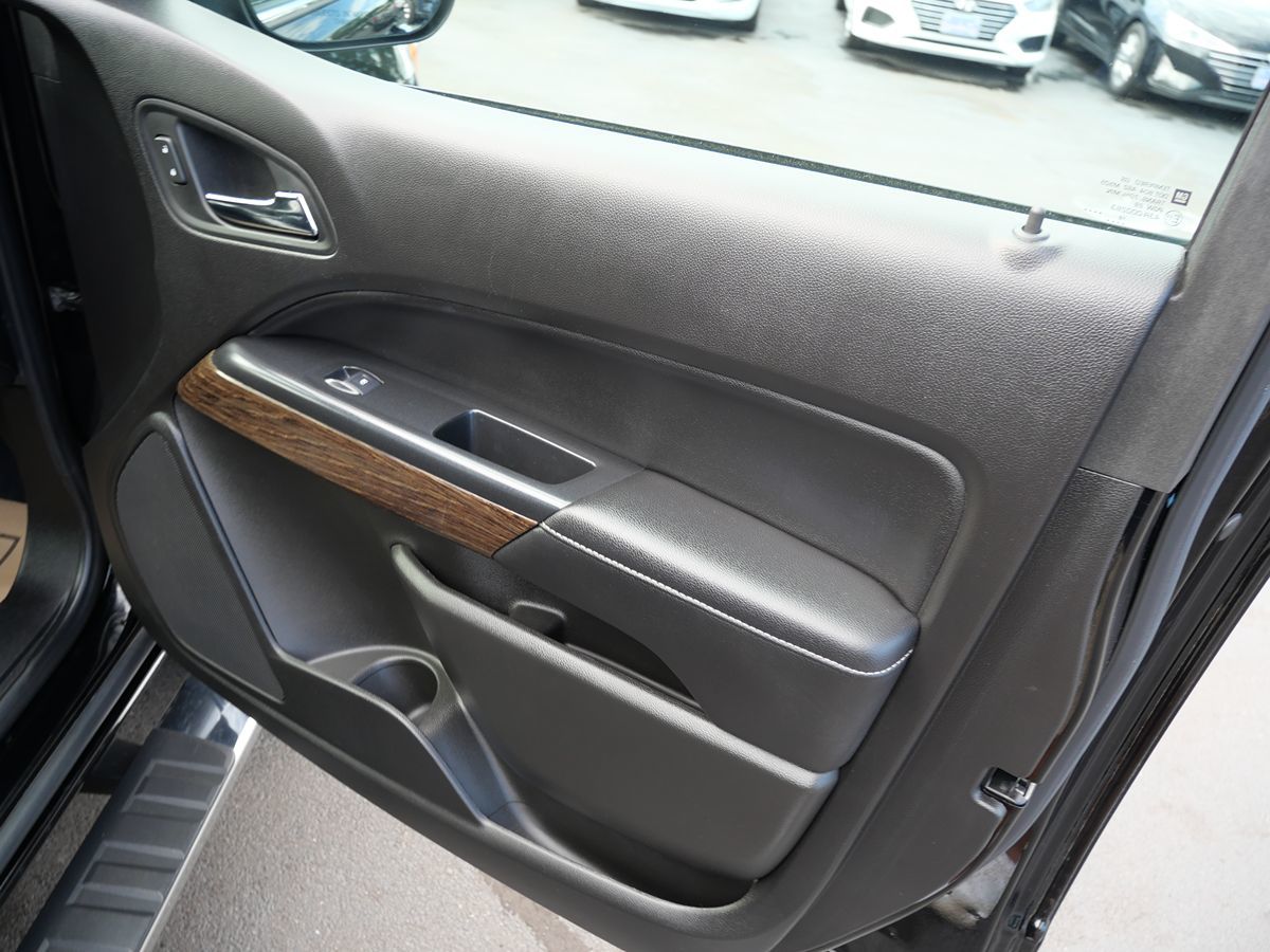 2019 Gmc Canyon Denali photo 30
