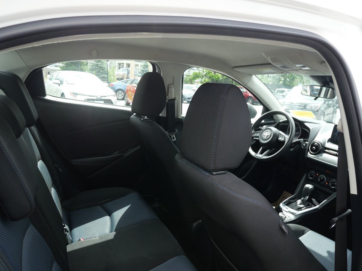 2019 Toyota Yaris photo 18