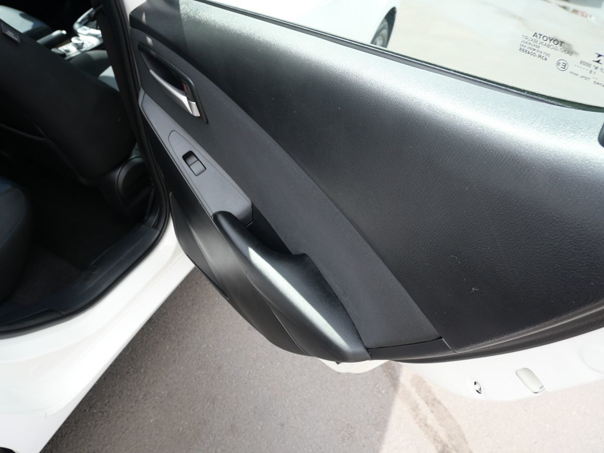 2019 Toyota Yaris photo 19