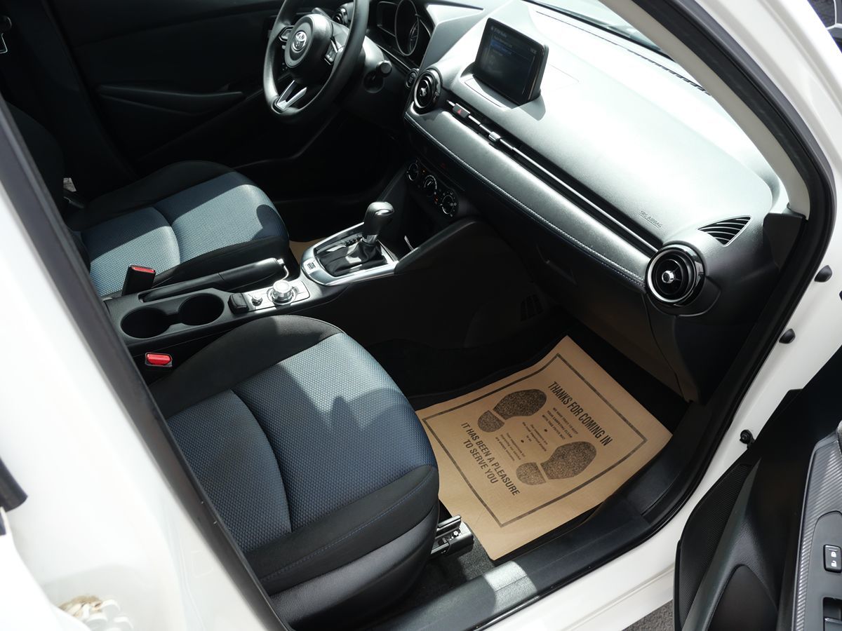 2019 Toyota Yaris photo 20