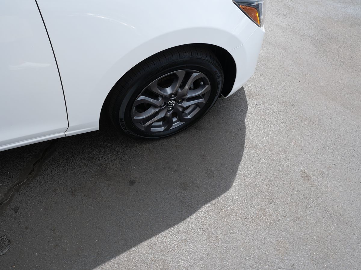 2019 Toyota Yaris photo 26