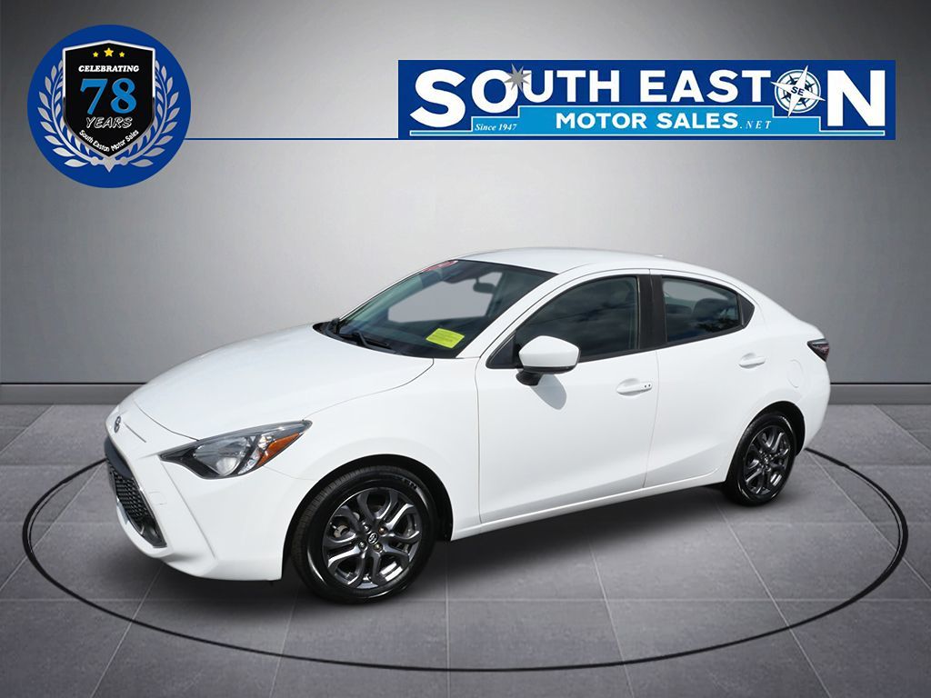 2019 Toyota Yaris photo 7