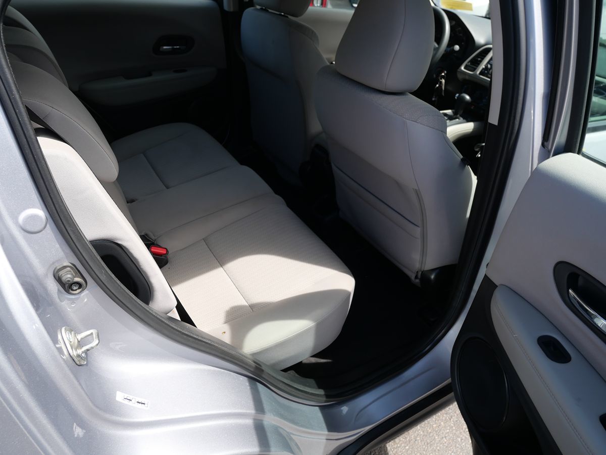2018 Honda HR-V LX photo 22