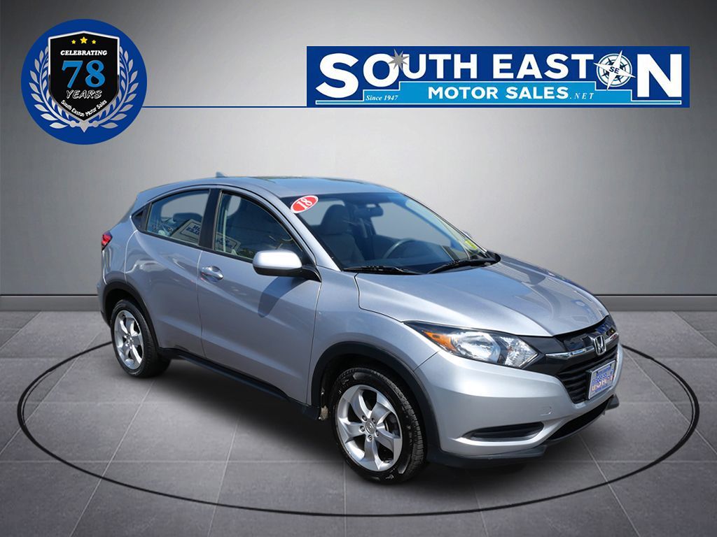 2018 Honda HR-V LX photo 2