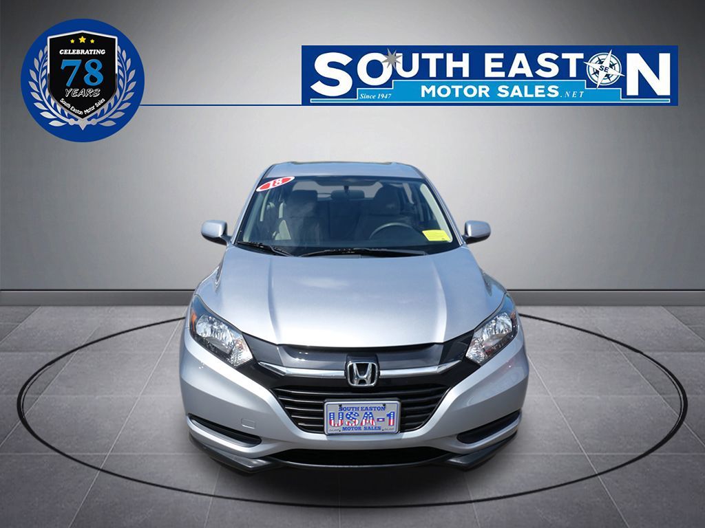 2018 Honda HR-V LX photo 3