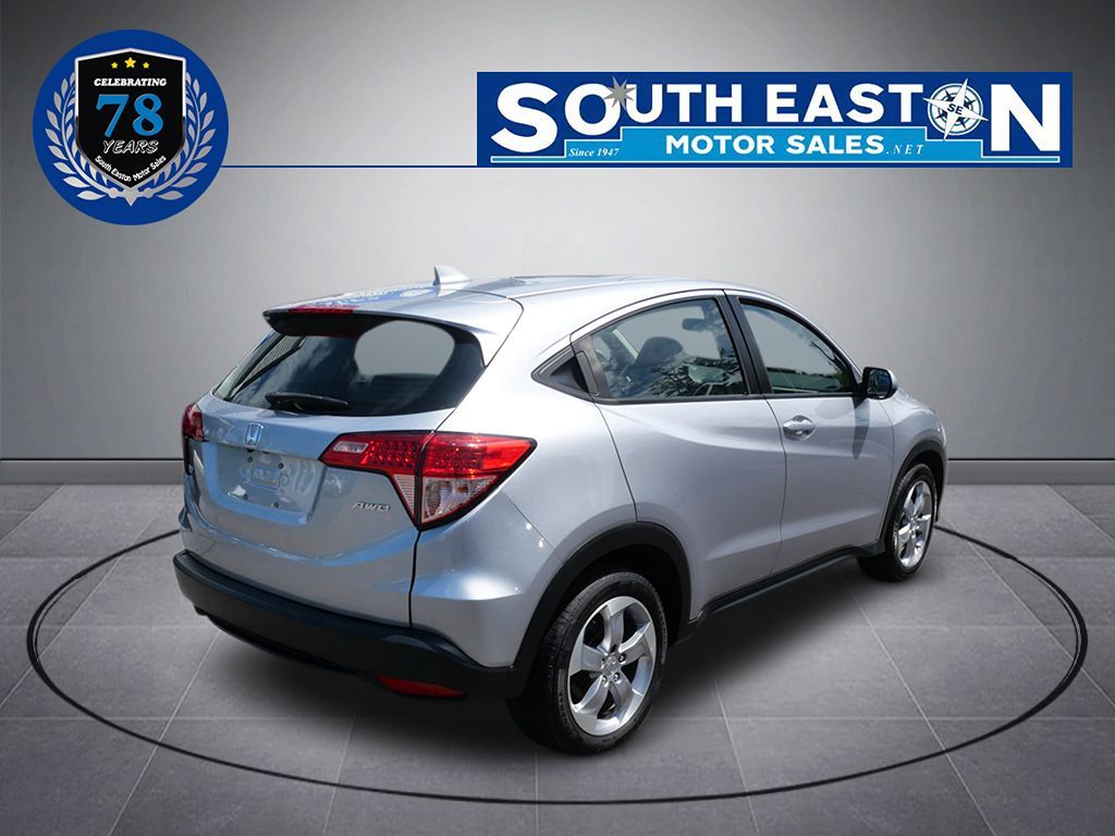 2018 Honda HR-V LX photo 6