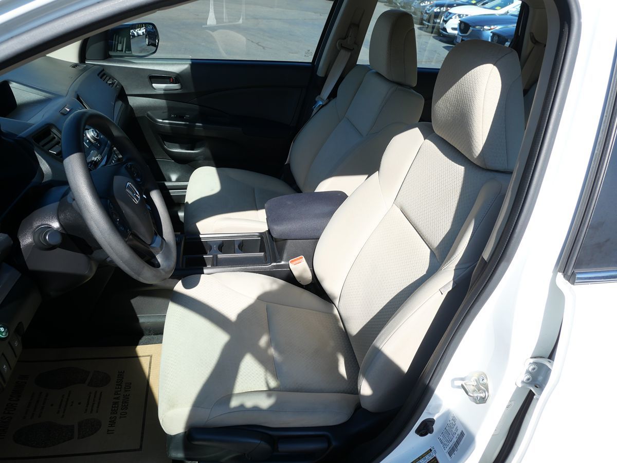 2015 Honda CR-V LX photo 13