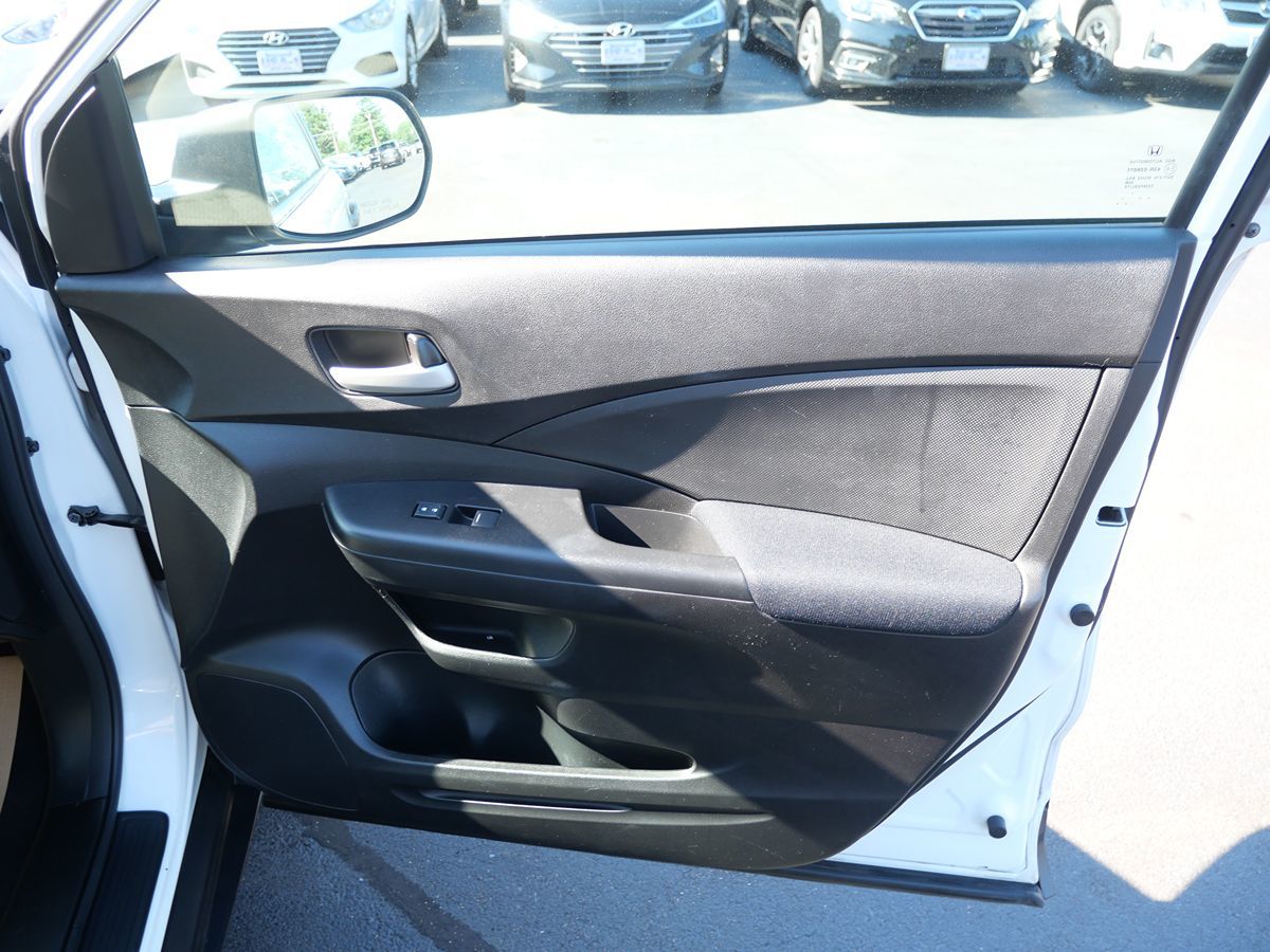 2015 Honda CR-V LX photo 20