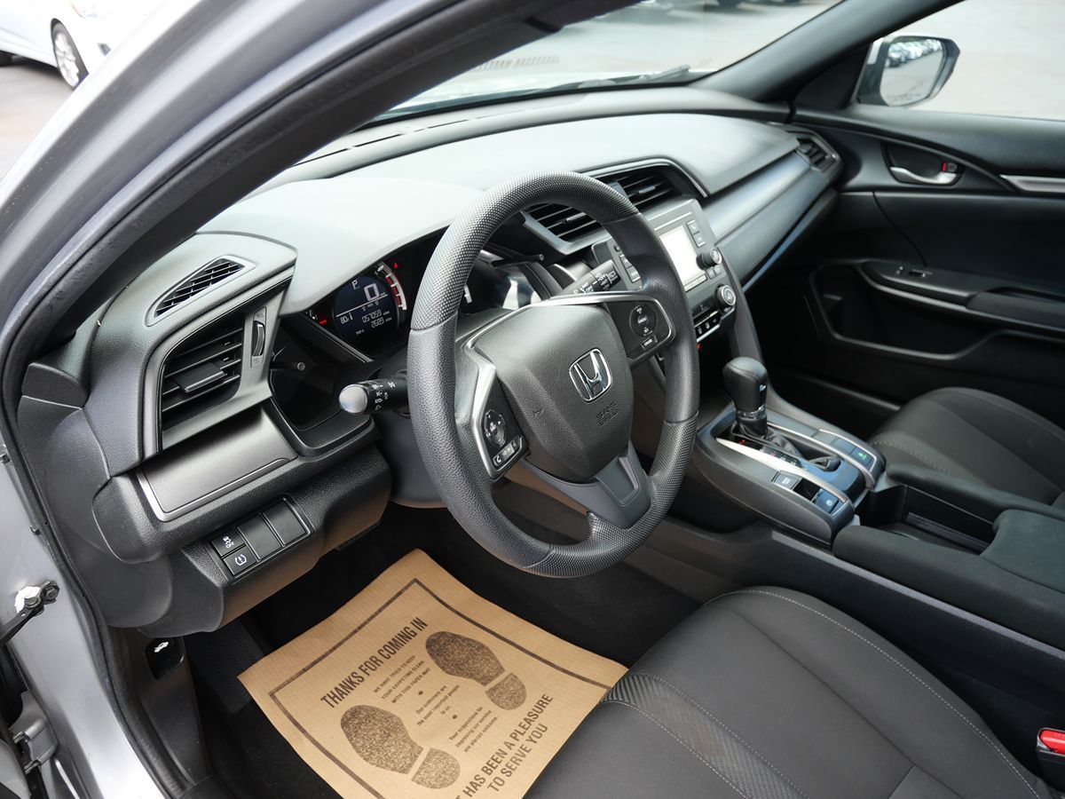 2018 Honda Civic Hatchback LX photo 8