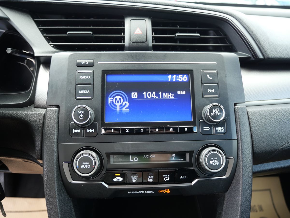 2018 Honda Civic Hatchback LX photo 16
